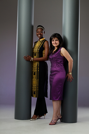 167_Cyc_Wall_with_purple_gel_and_2_Gray_Pillars
